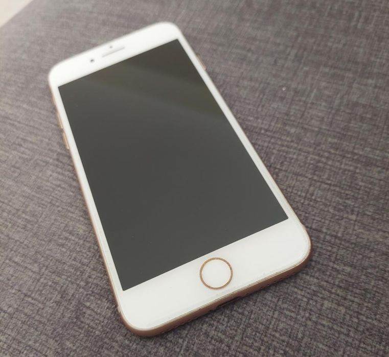iPhone 8 rose gold com caixa original