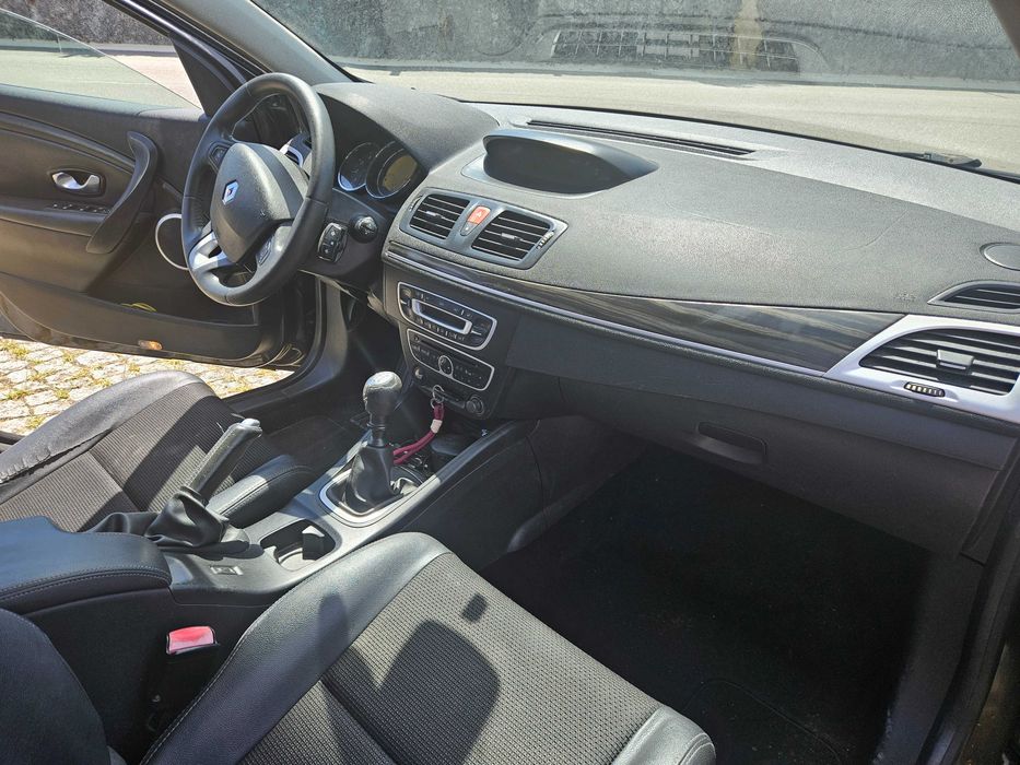 Renault Mégane Break 2010 (Diesel) – PRONTA A ANDAR e com REVISÃO COMPLETA COMPROVADA! — photo 4