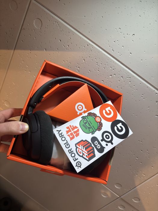 SteelSeries Arctis Nova 3 – komplet