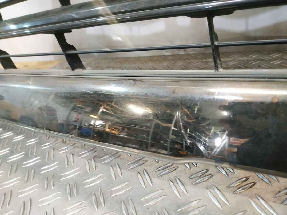 Toyota Lexus LX 15- решітка радіатора (1 підпаяна) RC1044 5310160570