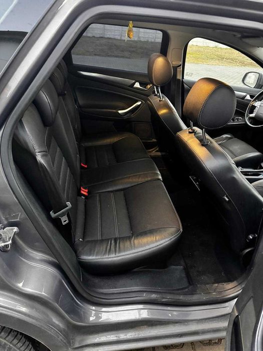 Ford Mondeo 2.0 Kombi 240KM automat