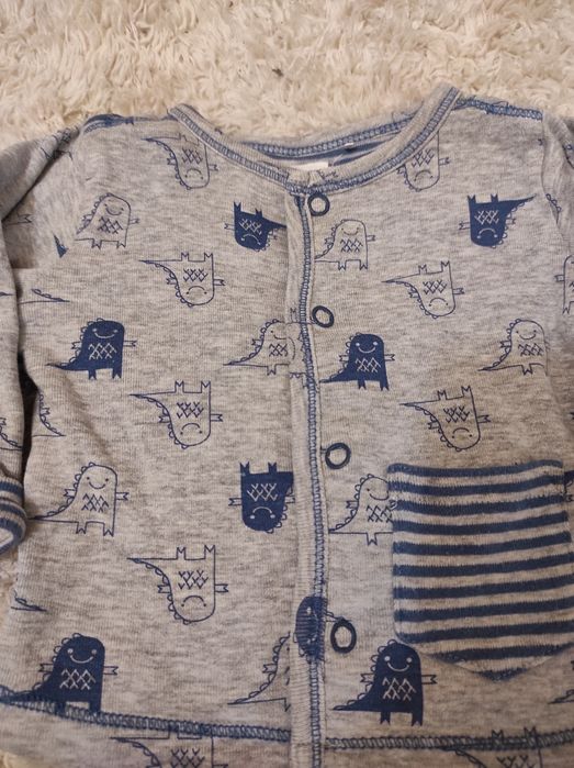 Bluza niemowlęca grubszy kaftanik rozmiar 68
