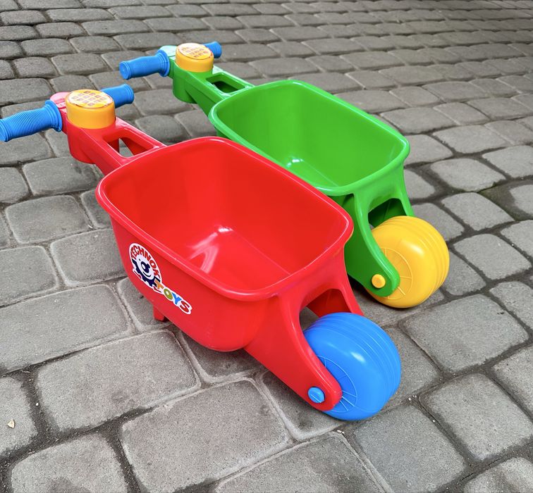 Тачка з набором садівника Технок 8485 :лійка, відерко, секатор, совок