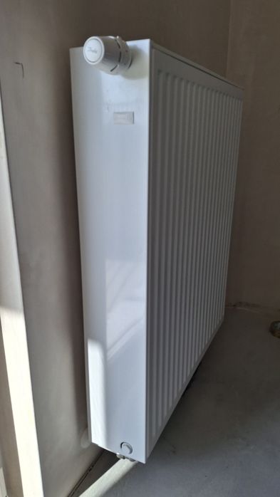 Grzejnik Radson Integra 33/900/800 o mocy 2068 W.