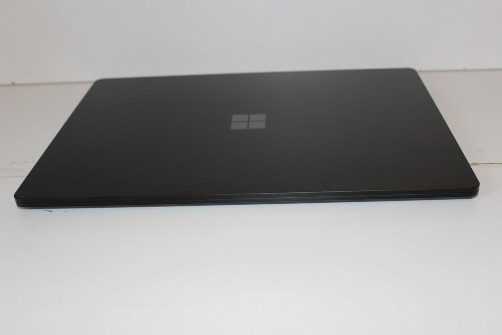 Microsoft Surface Laptop 6 13.5 32GB/512Gb Intel Core Ultra 5 135H