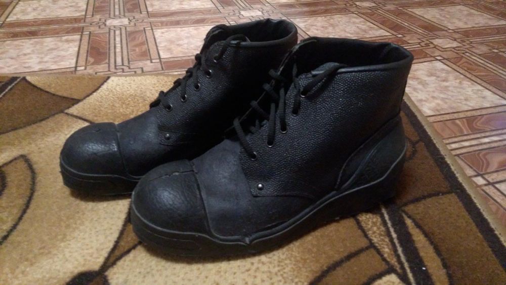 Чоботи чоловічі!