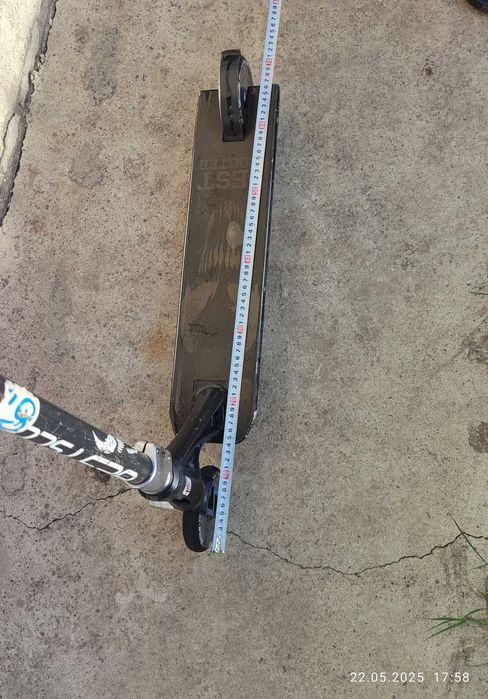 Продам трюковий самокат