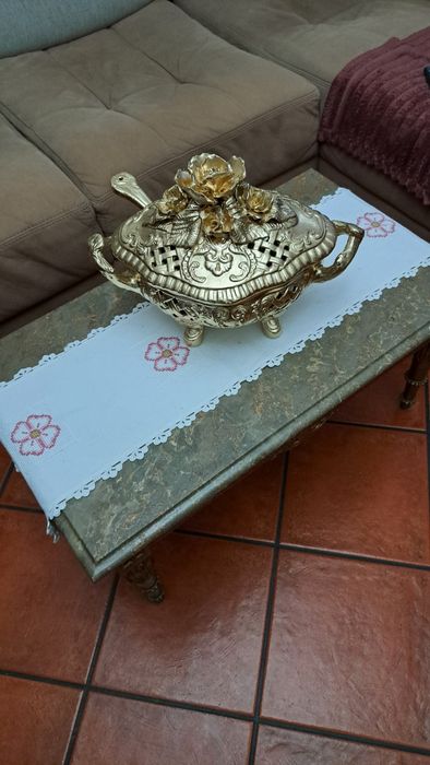 Vendo terrina antiga para decoração