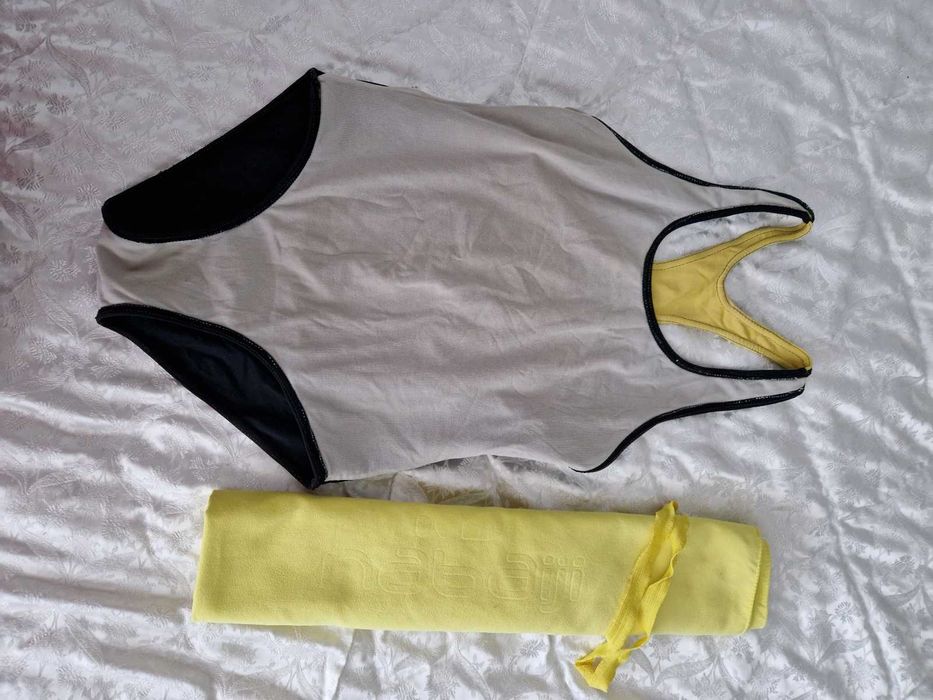 Conjunto Fato de banho XS/S + toalha