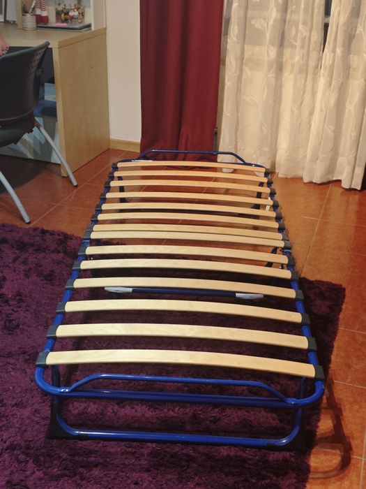Cama dobrável IKEA/Divá IKEA