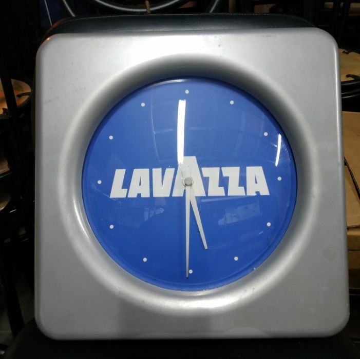 Relógio marca Lavazza