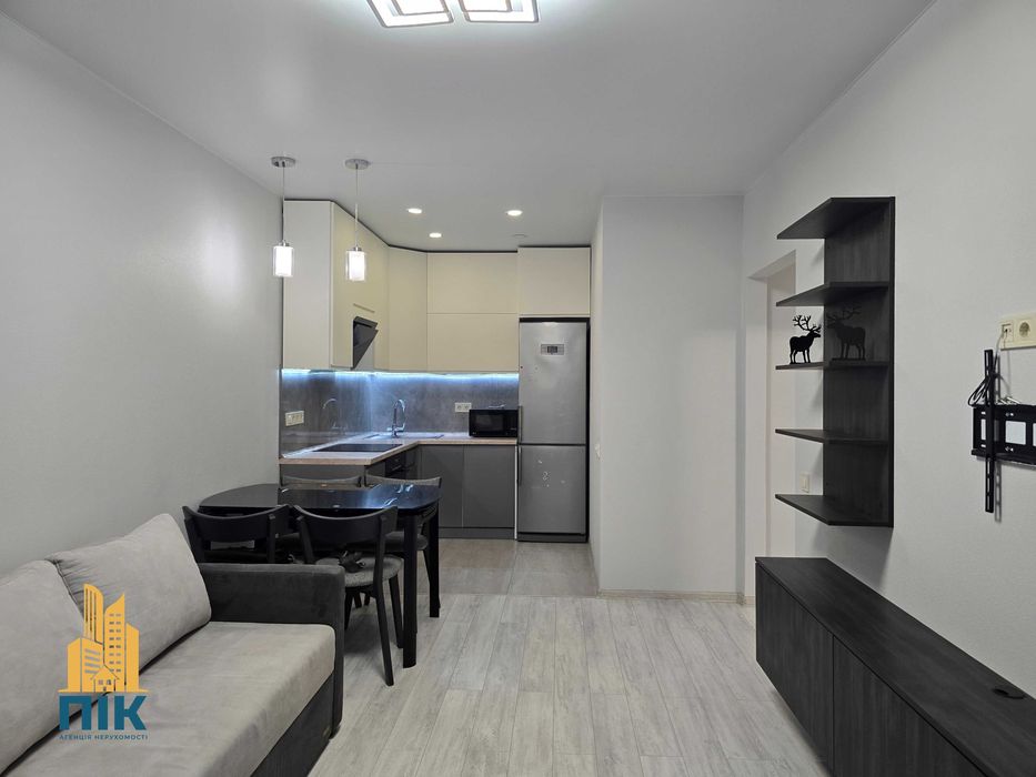 Без %! Класична 1к з ремонтом в ЖК Республіка, 2 поверх, гарний стан, просторе планування в 44 м2