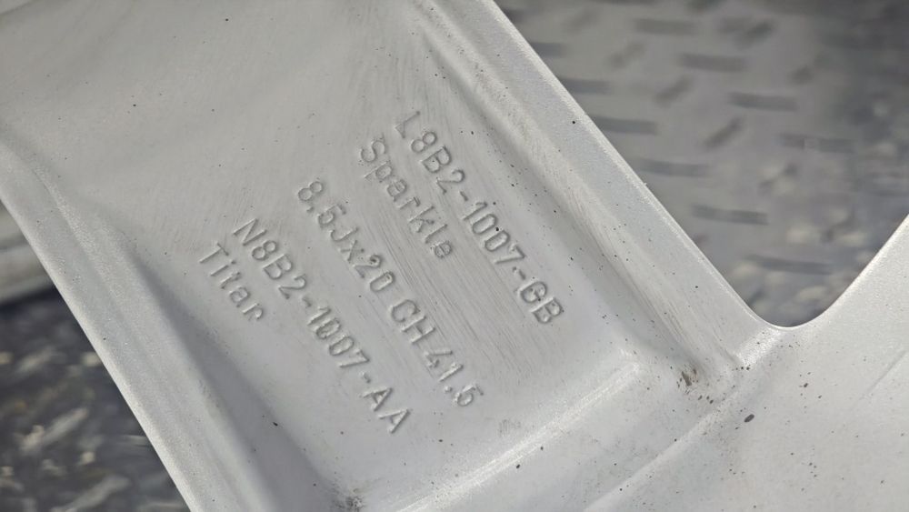 Felgi Land Rover 20" 8,5J 5x120 LR129113 komplet 4 szt.