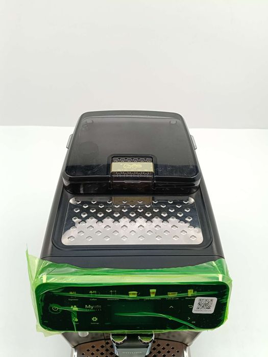 Ekspres do kawy Philips LatteGo EP5447/90 czarny Nowoczesny i wydajny