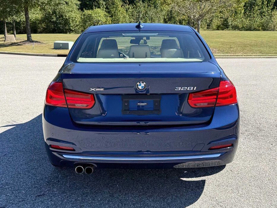 BMW 3 Series 328i xDrive      2016