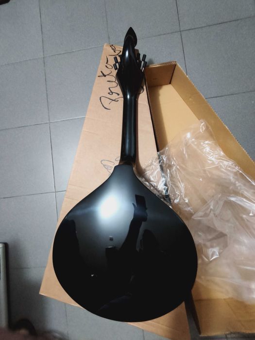 Guitarra Portuguesa de Fado  de Coimbra preta