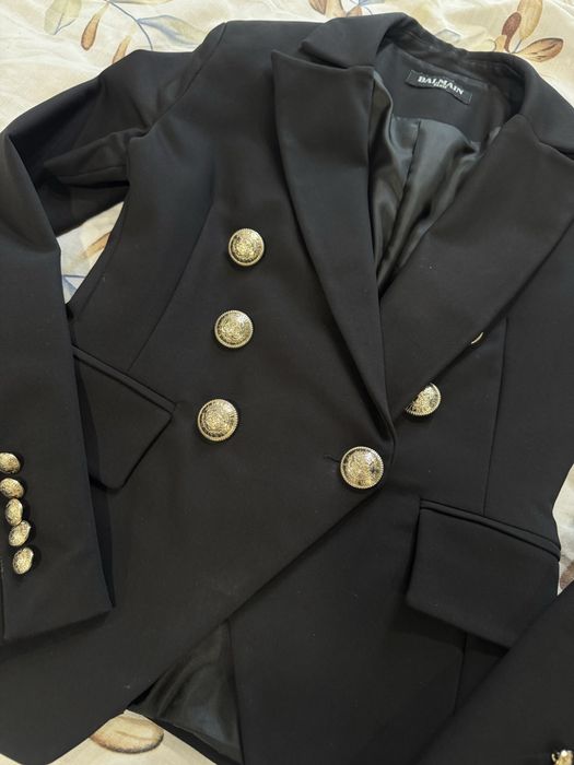 Zara чорний піджак