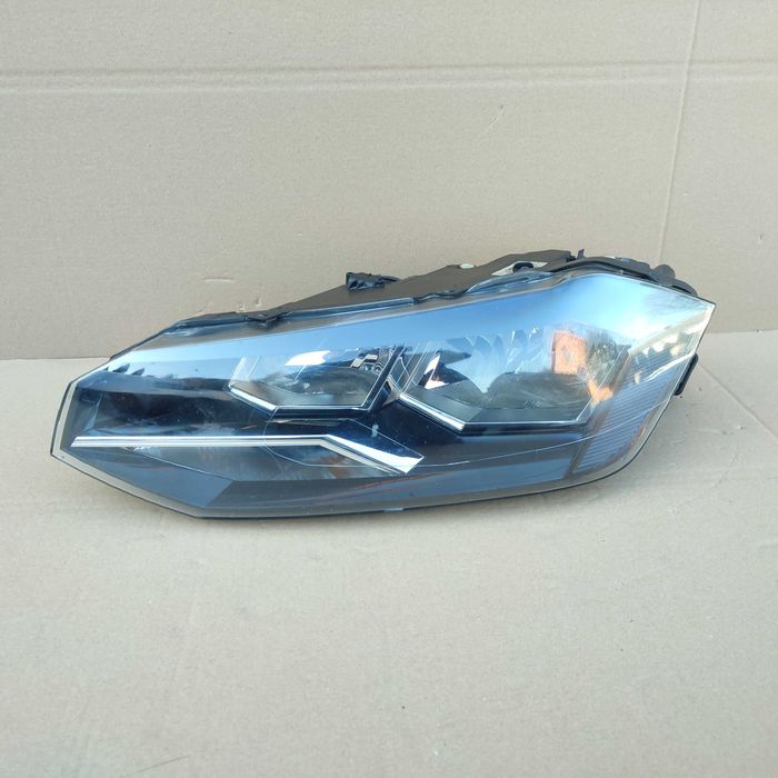 VW Polo VI 2G lampa lewa przód przednia reflektor EU zwykła