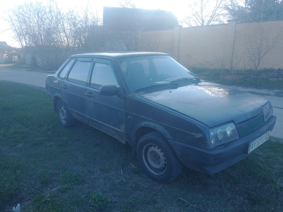 Продам машину 99