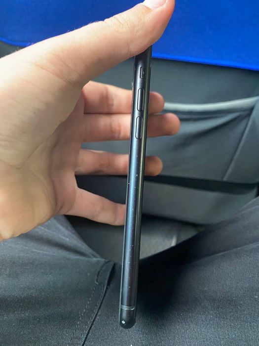 продам iphone xr