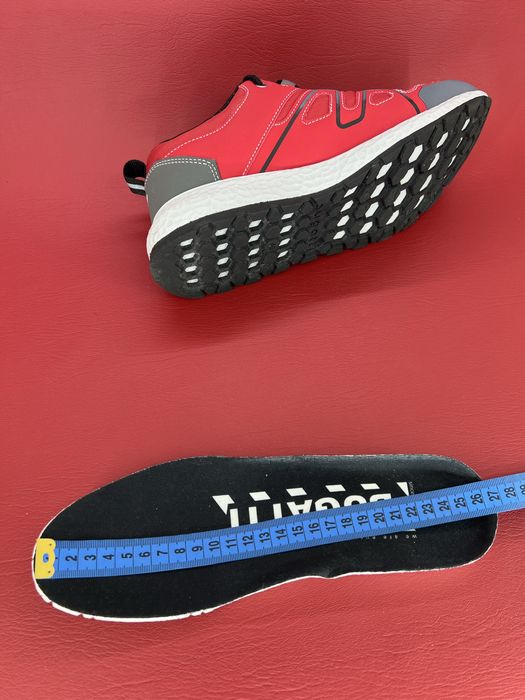 Кросівки Чоловічі 40р. 26см. Bugatti