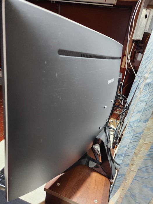 Монітор 27" Samsung вигнутий Curved LC27JG50QQI 144 Гц
