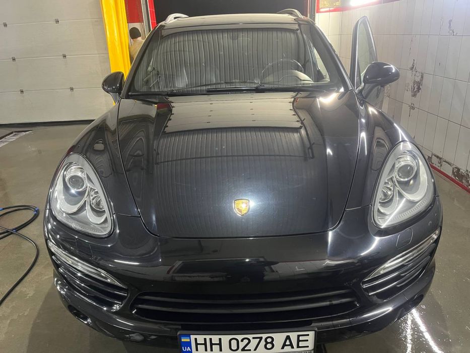 Продам Porsche Cayenne
