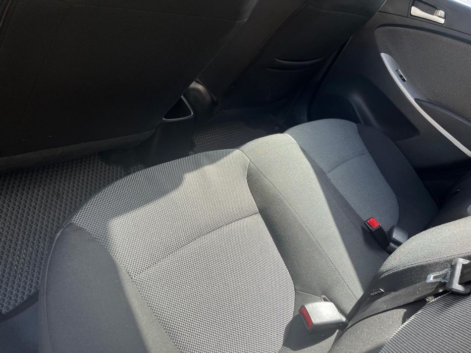 Hyundai Accent 2013 року, газ/бензин