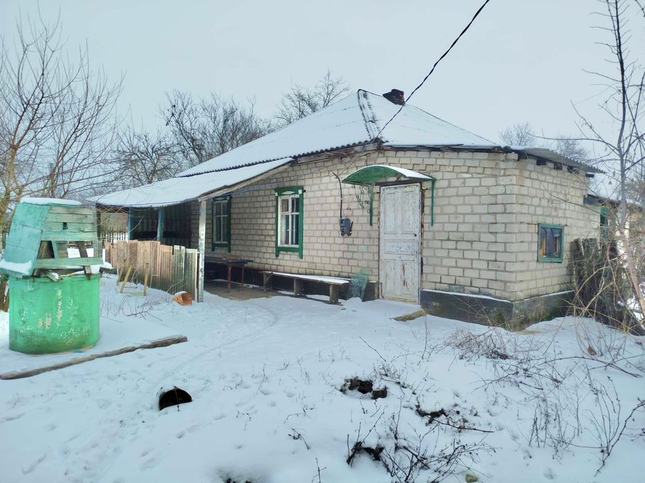 Продається пів будинку в Верхівцеве