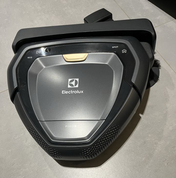 Odkurzacz Electrolux Pure i9, robot