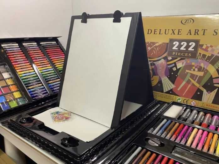 Набір для малювання Deluxe Art Set ZD, подарунок: 450 грн