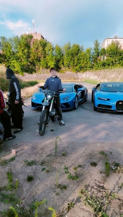 Продам крові 300