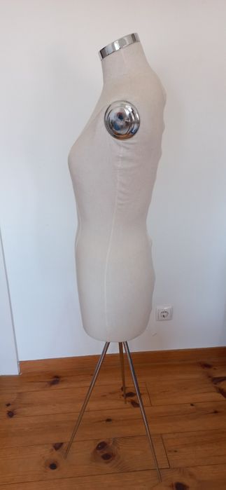 Manequim 36 costura e modelagem com pés de metal