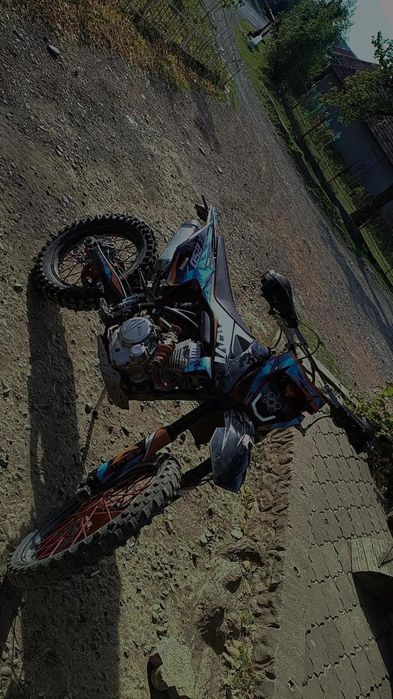 Продам кові адванс 250