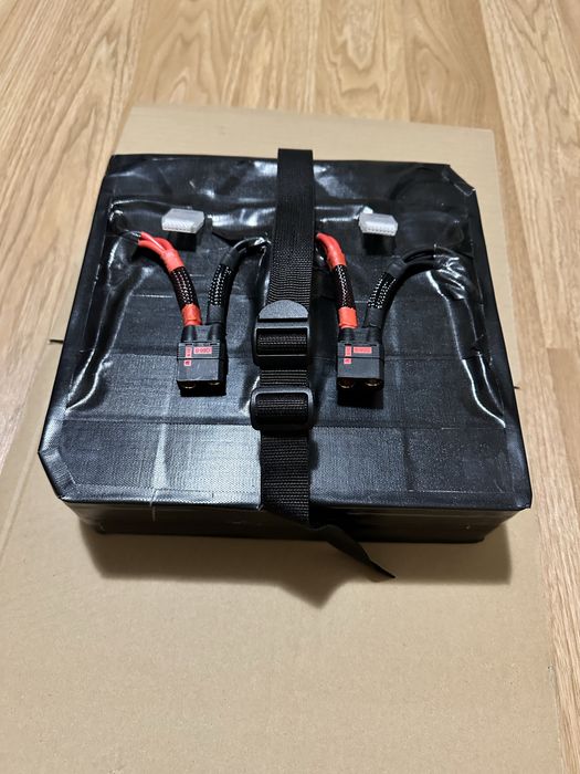 акумулятор батарея дрон бомбер (2 x 24V (2x6s) 70Ah Li ion)