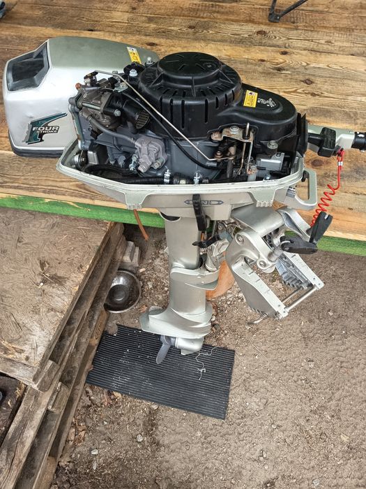 Silnik zaburtowy honda BF5A