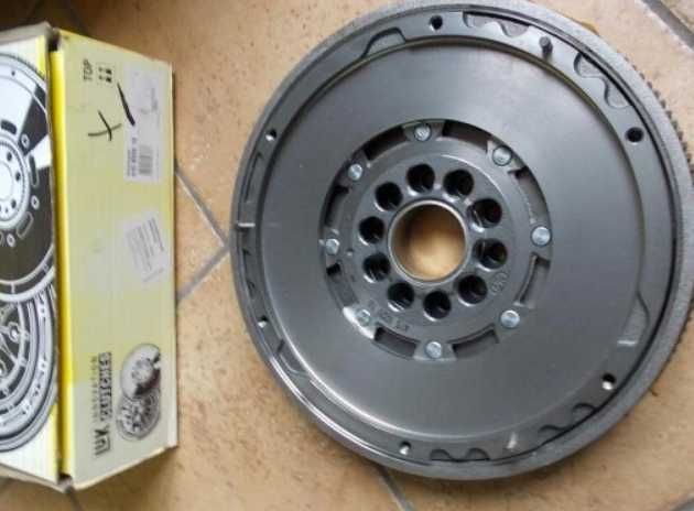 Koło Dwumasowe Luk Volvo S60/s80/v70 2.4 D