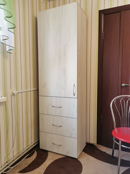 Шкаф новый, прихожая