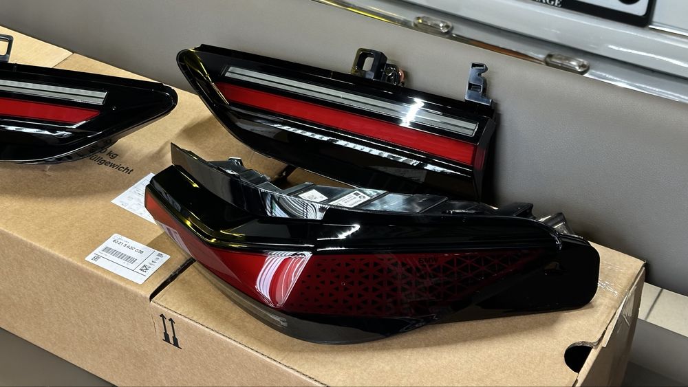 Стопи bmw g70 европа bmw i7 стопи фари shadowline