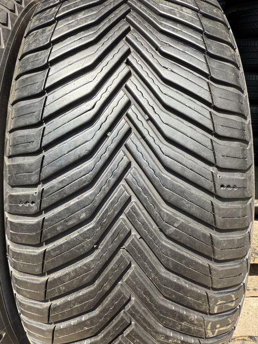 235/55 R17 Michelin CrossClimate 2 2шт. 90% 2021
