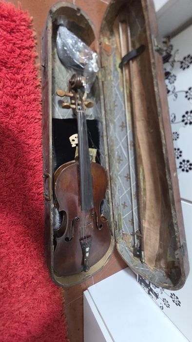 Violino muito antigo
