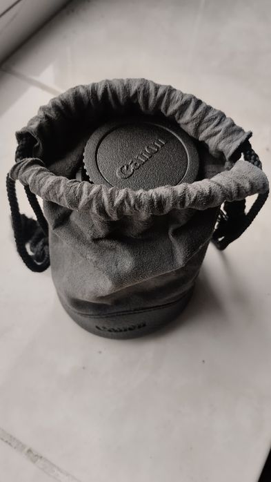 Об'єктив Canon EF 55-200 f/4.5-5.6