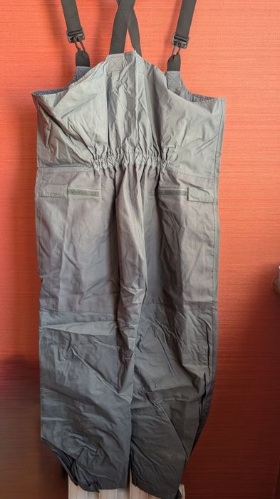 Продам комбінезон для яхтингу Lalizas