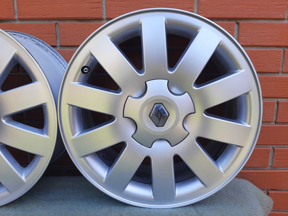 5×108 R16 6.5 J ET50 легкославні оригінaльні диски Renault