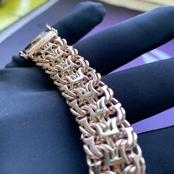 Золотий браслет Імператор