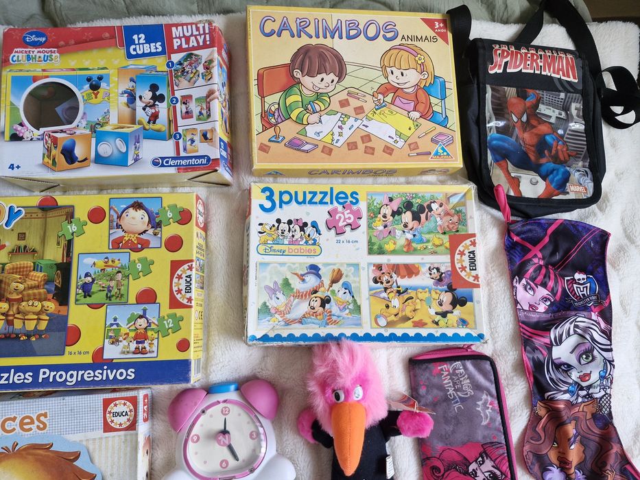 Brinquedos a 2€ cada