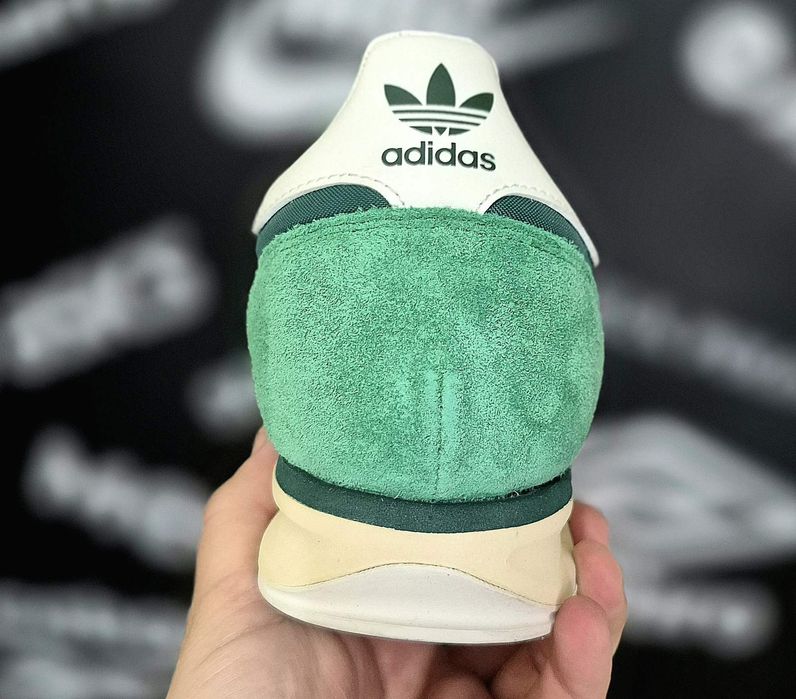 Чоловічі кросівки— Adidas SL 72 RS(Оригінал)45⅓-29см