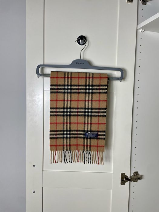 Szalik burberrys burberry nova check old money preppy quiet luxury