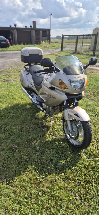 Honda Deauville 650NTV niski przebieg.22 tyś