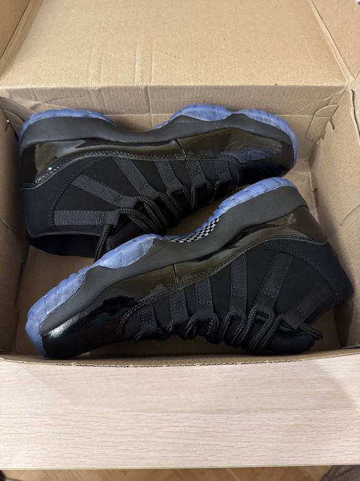 кросівки jordan 11